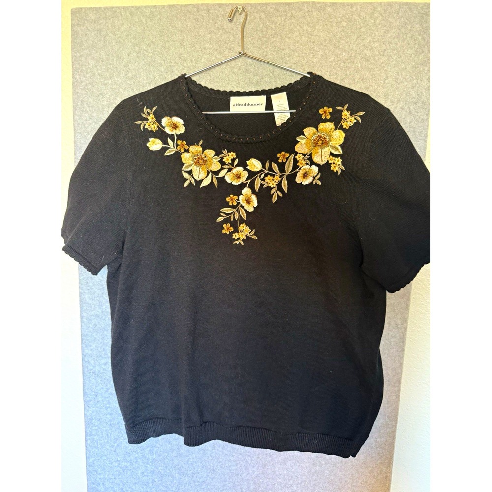 Alfred Dunner Black Floral Embroidered Crew Neck Short Sleeve Knit Top L